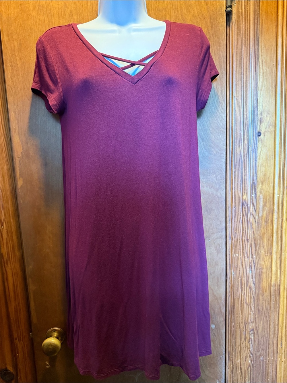 Arizona Jean Company Burgundy Crisscross V-Neck Short Sleeve Dress
